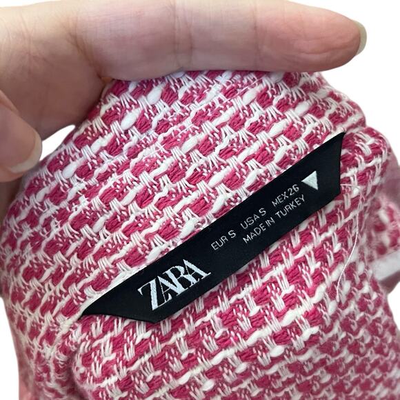 Zara Tweed Cropped Jacket Small Cutoff Frayed Coquette Pink White Preppy Button - Picture 5 of 7